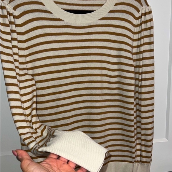 LOFT gold and Cream Striped Sweater - medium - Picture 5 of 8